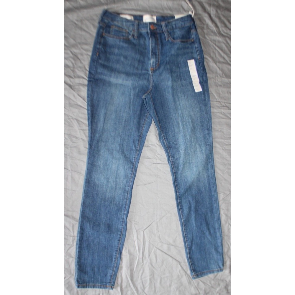Universal Thread High Rise Slim striaght Jeans Size 4 S Womens Blue Denim